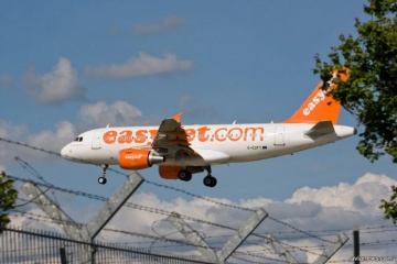Один з найбільших лоукостів Європи easyJet отримав дозвіл літати з Італії в Україну - ЗМІ