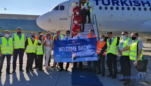 Turkish Airlines поновила авіарейс Стамбул – Херсон