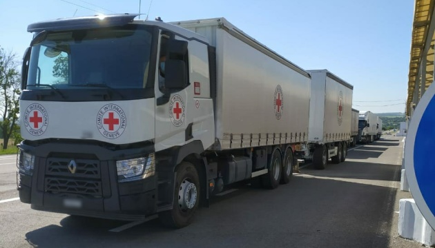 Червоний Хрест відправив ще 50 тонн гумдопомоги на окупований Донбас
