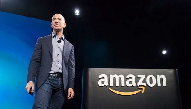 Безос залишає посаду гендиректора Amazon