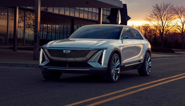 Cadillac представив електрокар — майже 500 кілометрів без підзарядки 