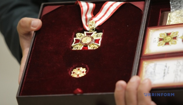 Найкращих медиків України нагородили орденом та медалями святого Пантелеймона