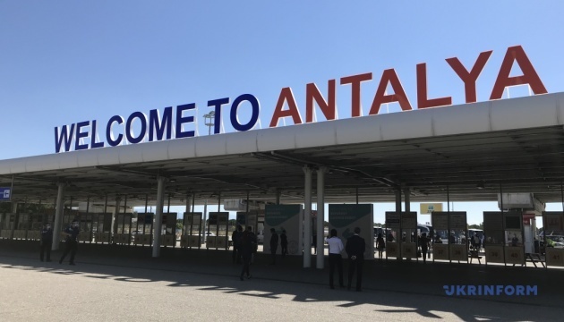 74.000 Ukrainer besuchten im August Antalya