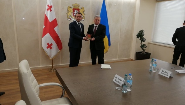 Ukraine, Georgia sign defence cooperation program