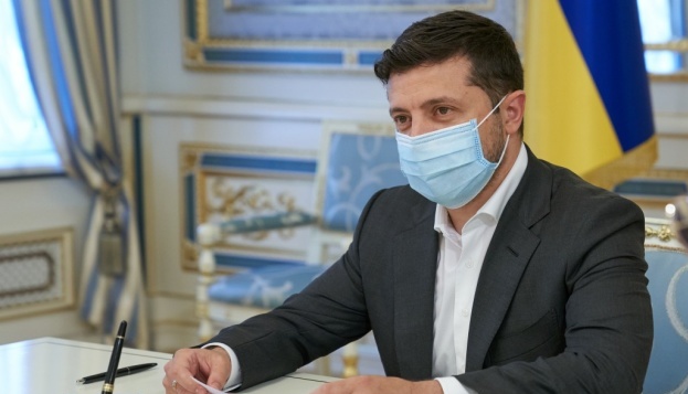 Zelensky se recupera de COVID-19 