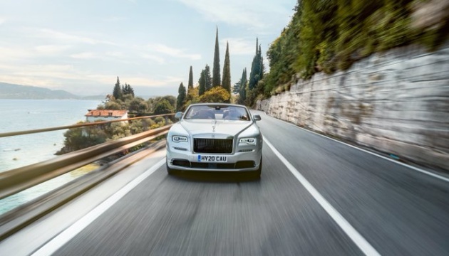 Rolls-Royce представив нову колекційну модель кабріолета
