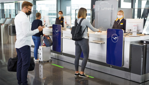 Lufthansa дозволила безкоштовне перебронювання квитків