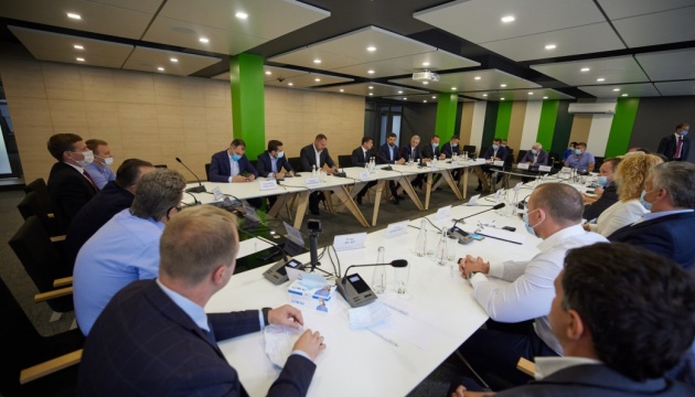 Zelensky se reúne con representantes de negocio de la región de Cherkasy