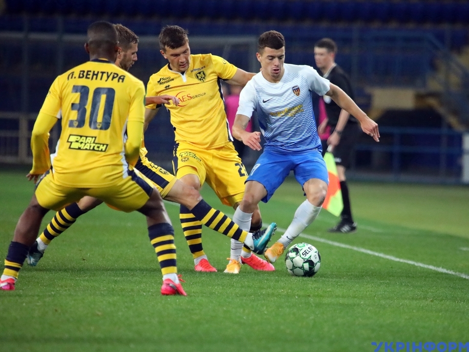 Фк металлист. Металлист 1925. FC Metalist 1925 Kharkiv. ФК Металлист Харьков Ракицкий. Форма Металлиста.