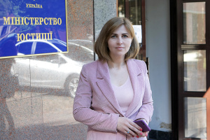 Мін’юст хоче продовжити експеримент із платними камерами в СІЗО