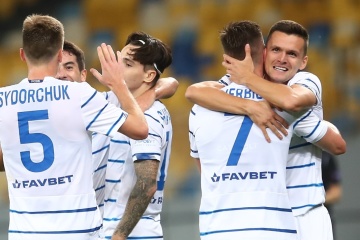 Dynamo Kyiv beats AZ Alkmaar 2-0 in Champions League qualifying
