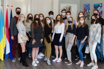 Посол Ченцов зустрівся з учасниками Товариства українських студентів у Нідерландах