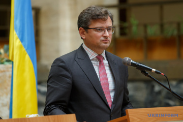 Außenminister Kuleba: Jetzt sind Grenzen von 52 Ländern für Ukrainer offen