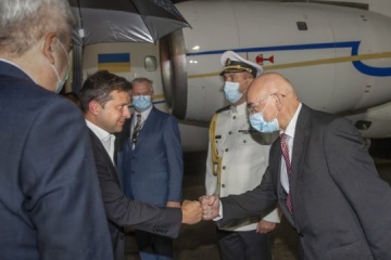 President Zelensky starts his visit to Slovakia