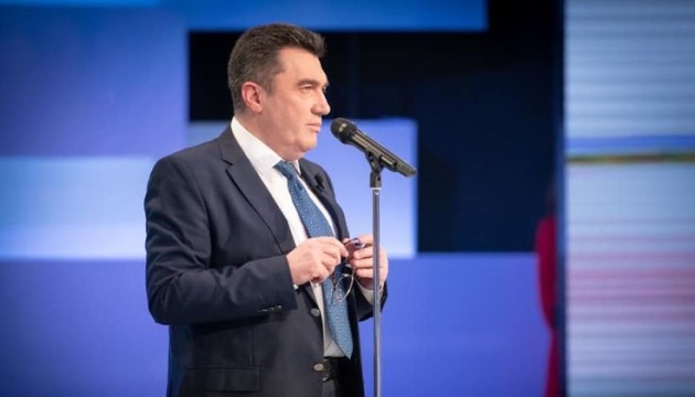 Данілов закликає ЦВК негайно оприлюднити результати місцевих виборів