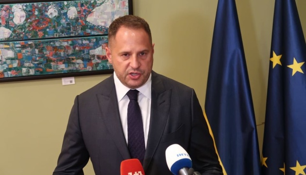 Yermak announces Ukraine-France-Germany talks