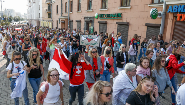 МВС Білорусі нарахувало на суботніх акціях лише 900 осіб