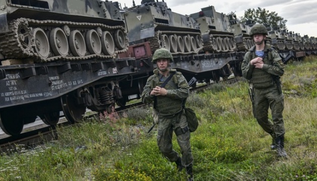 Російські десантники вже прибули до Білорусі на навчання