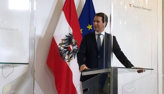 Для врегулювання на Донбасі Австрія підключить контакти зі Сходу і Заходу – Курц