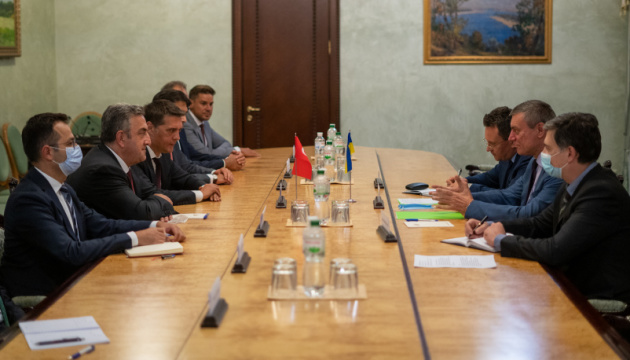 Gabinete de Ministros: Las industrias espaciales de Ucrania y Turquía profundizan la cooperación 