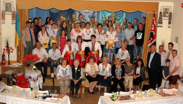 Відділенню Організації українських жінок у Великій Британії у Вулвергемптоні – 65 років