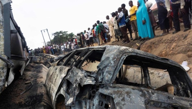 У Нігерії вибухнув бензовоз: загинули 28 осіб