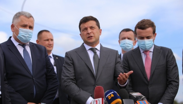 Zelensky announces construction of new airport in Zakarpattia region