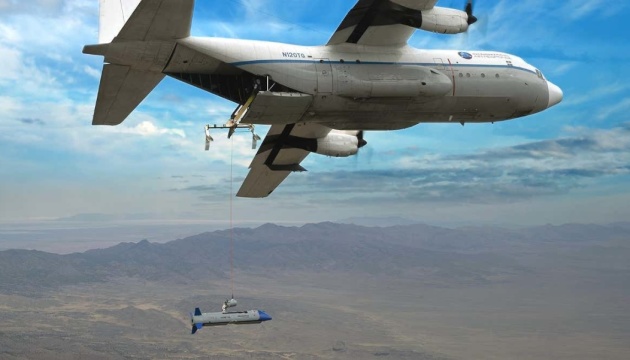 США випробували безпілотник, який можна запускати і ловити в польоті