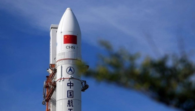 Китай запустив на орбіту два оптичних супутники