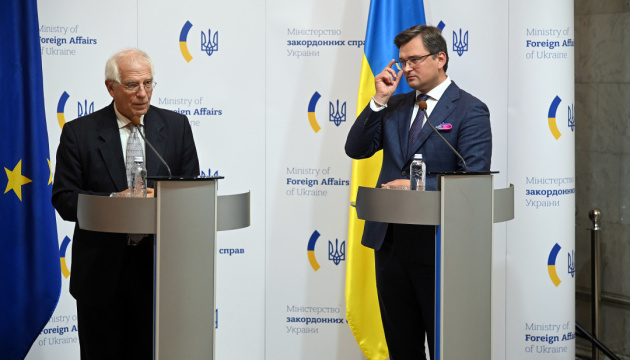 Kuleba i Borrell omówili przygotowania do szczytu Ukraina-UE