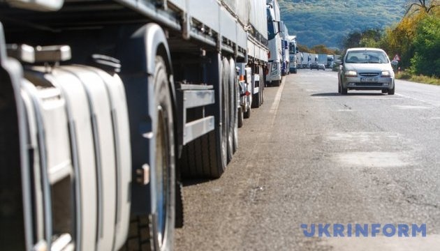 Ruch ciężarówek na granicy ukraińsko-polskiej wzrósł o prawie 30%