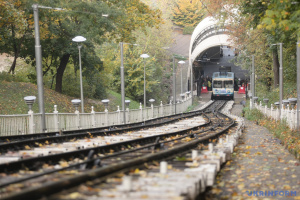 У Києві через відсутність напруги не працює фунікулер і затримується електротранспорт