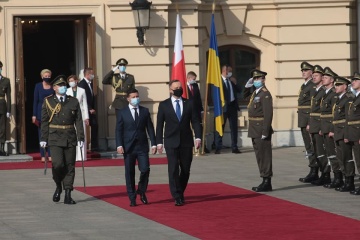 Зеленський зустрівся з Дудою в Маріїнському палаці