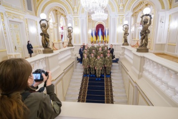 Для воспитанников лицея имени Богуна провели экскурсии в Мариинском дворце