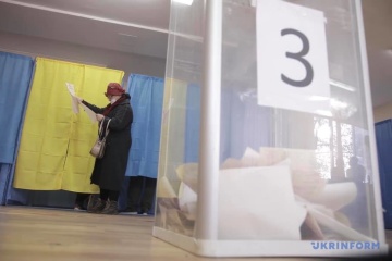 У Маріуполі помилково погасили понад 4 тисячі бюлетенів для голосування за мера – ОПОРА