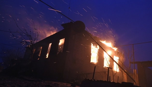 Incendie dans la région de Louhansk: 9 personnes tuées et au moins 17 blessées 