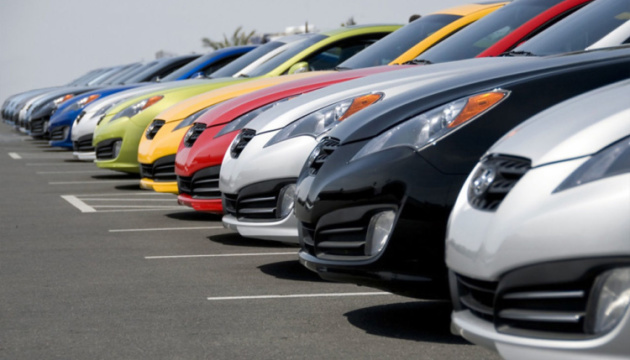 Rynek nowych samochodów osobowych wzrósł we wrześniu o 6% - eksperci