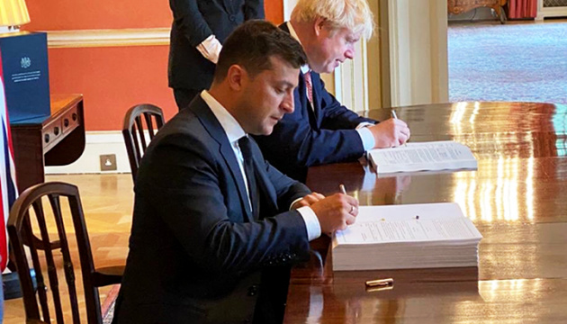 Ucrania y el Reino Unido firman el Acuerdo de Cooperación Política, Libre Comercio y Asociación Estratégica 