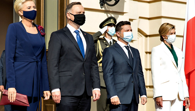 対露制裁はドンバス・クリミアの占領が終わるまで続けるべき=ポーランド大統領 対露制裁はドンバス・クリミアの占領が終わるまで続けるべき=ポーランド大統領