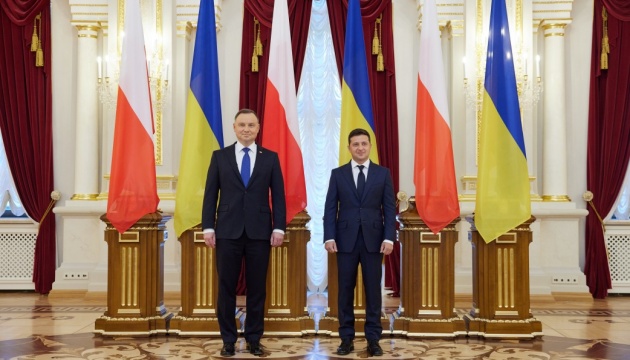 Le président polonais Andrzej Duda en visite officielle en Ukraine