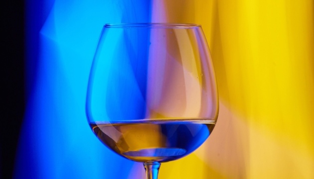 保安庁、クリミアから「移動」したワインメーカーの制裁解除を提起