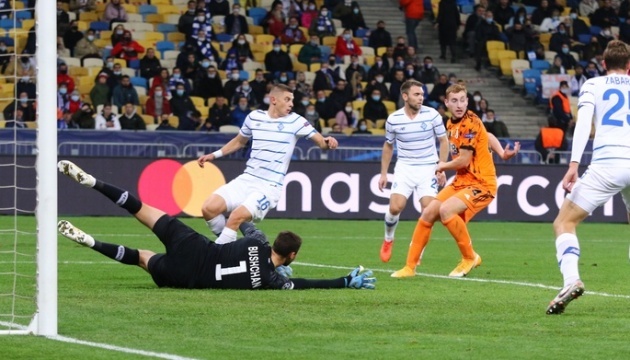 El Dynamo pierde 0-2 ante la Juventus en la Champions League 