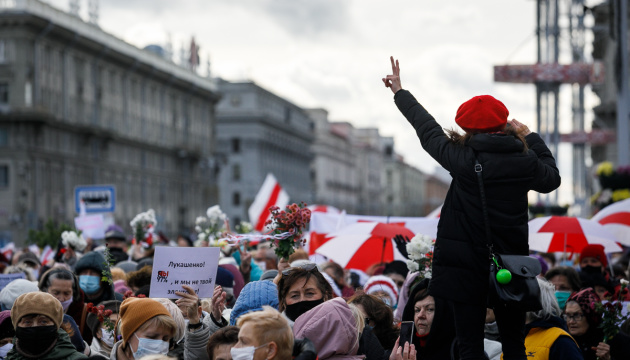 У Білорусі люди вийшли на «Марш народного звинувачення»