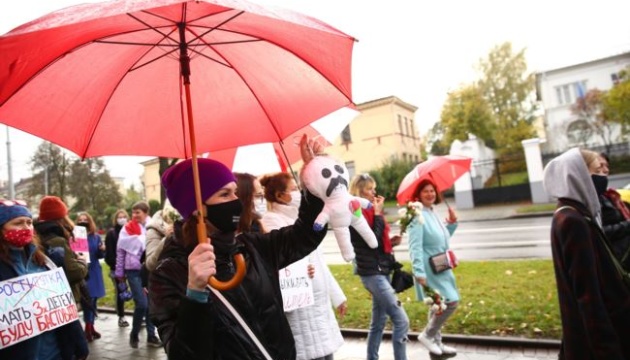 Жіночий марш у Білорусі: повідомляють про щонайменше чотирьох затриманих 