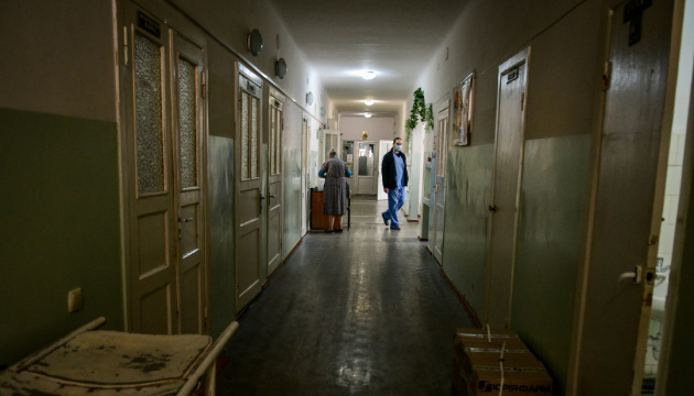 На Чернігівщині перевірять лікарню через смерть жінки, яку виписали із пневмонією