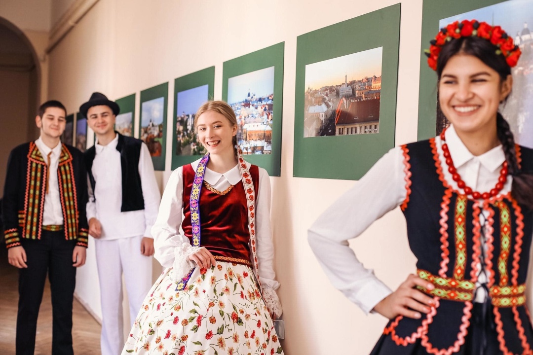 Черновицкий музей покажет туристам национальные костюмы Буковины