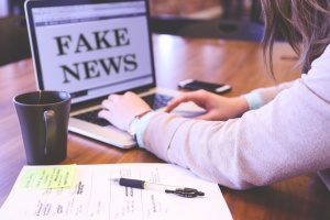 Противодействие дезинформации: дискуссия Томаса Кента и Никиты Потураева