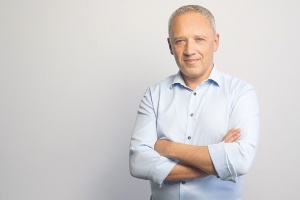 Мер Чернівців: Лужанський спиртзавод незаконно скидає відходи у річку Прут - місто потерпає від смороду