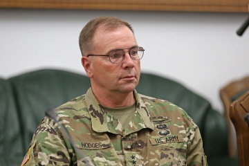 ホッジス元米軍高官、長射程ロケット弾がウクライナに提供されれば「クリミア駐留のロシア軍は快適でいられなくなるだろう」