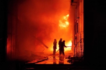 У Харкові згоріли десятки павільйонів на ринку «Барабашово»